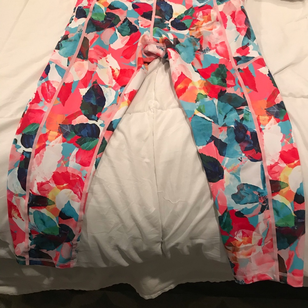 Zyia Capri floral